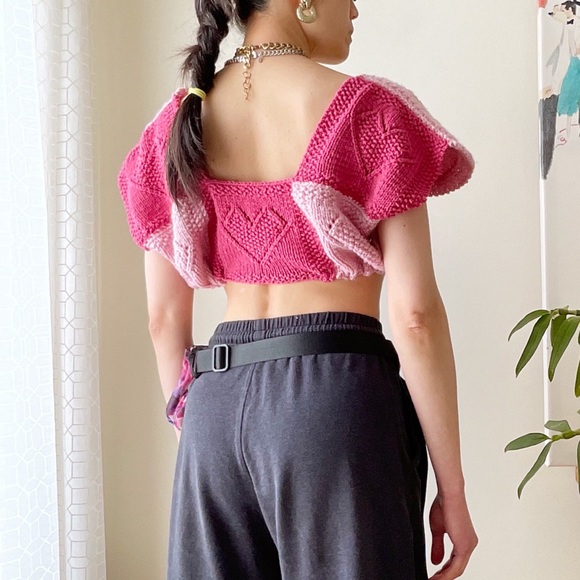 Redesigned heart granny square cropped square neck knit top - Picture 3 of 8